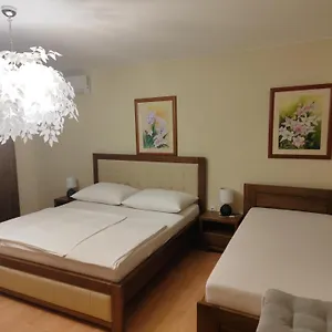 https://apartmani-am.primorje-gorskikotar.com