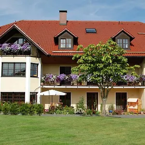 https://gastehaus-am-sonnenhang.com-bavaria.com